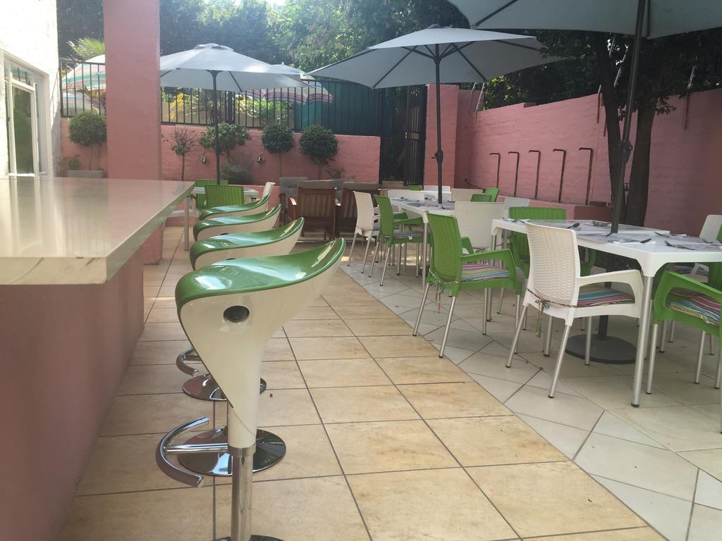 Glenalmond Hotel Sandton Buitenkant foto