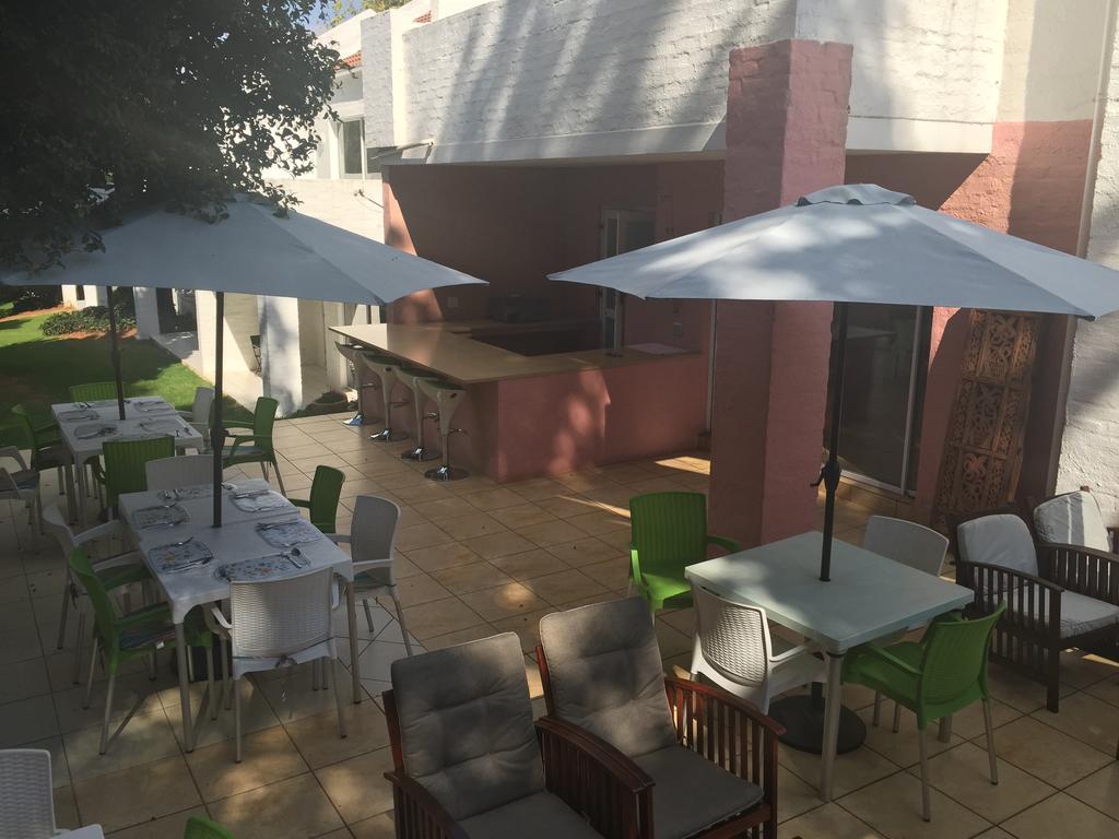 Glenalmond Hotel Sandton Buitenkant foto