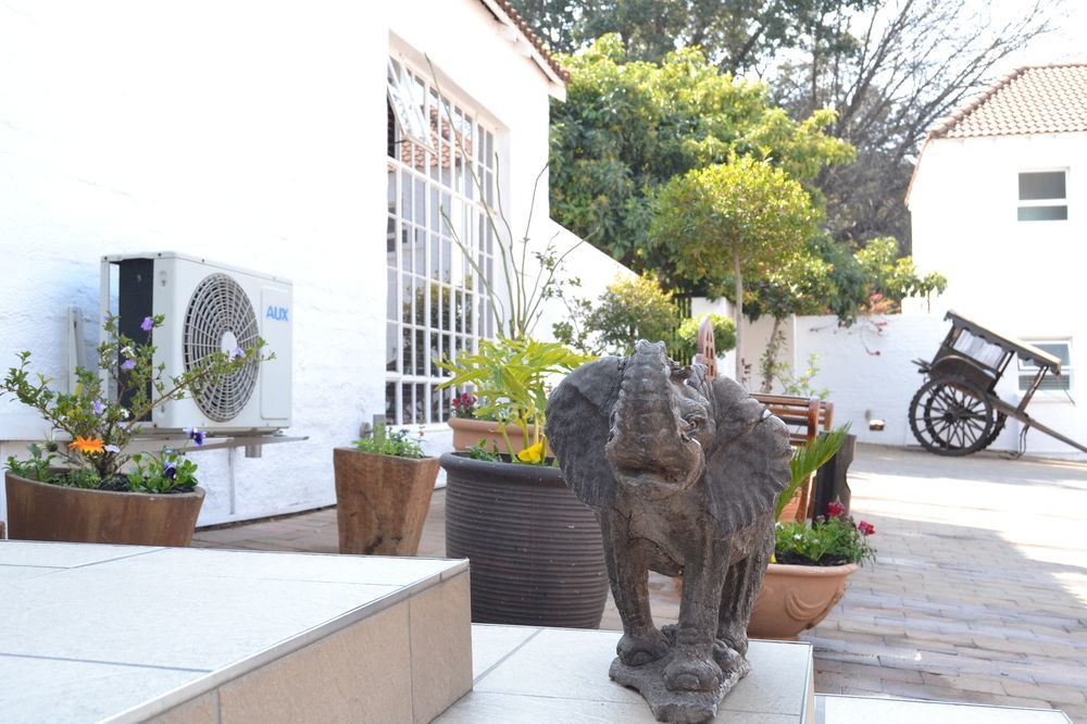 Glenalmond Hotel Sandton Buitenkant foto